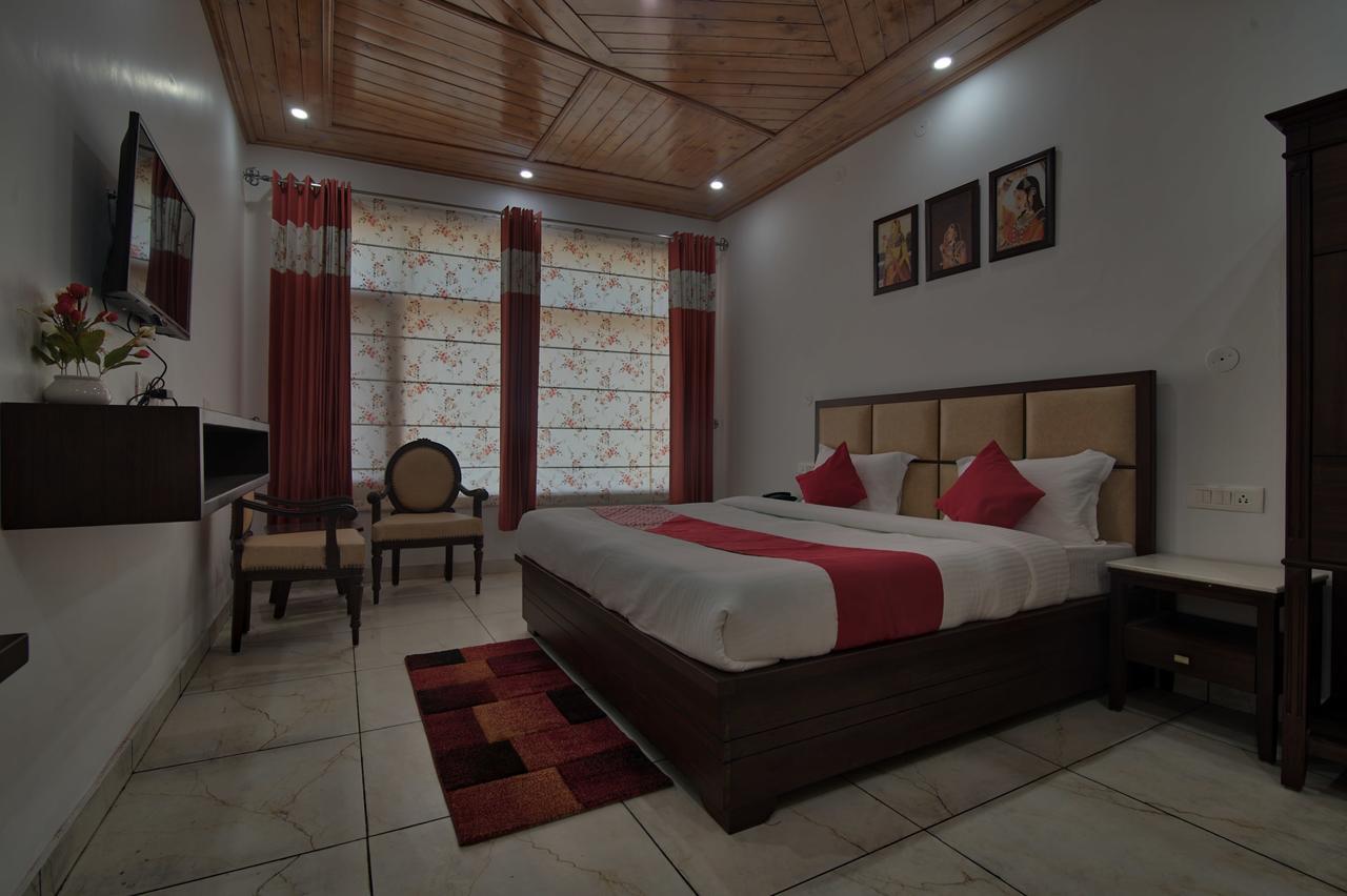 Oyo 13755 Woodstock Inn Dalhousie Dış mekan fotoğraf